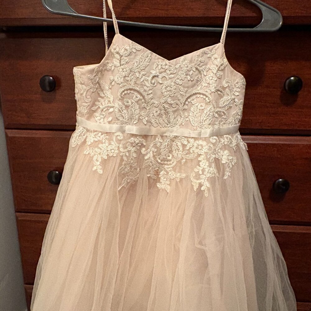 David's Bridal Girls' Ivory Lace & Tulle Formal Dress